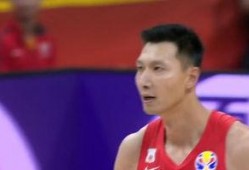 易建联老婆爆料新闻视频,揭秘篮球巨星背后的故事